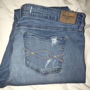 Women’s Abercrombie & Fitch jeans!